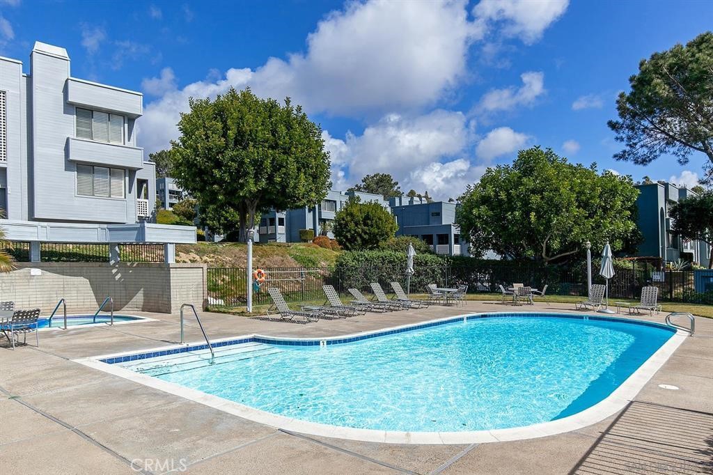 Del Mar - Residential