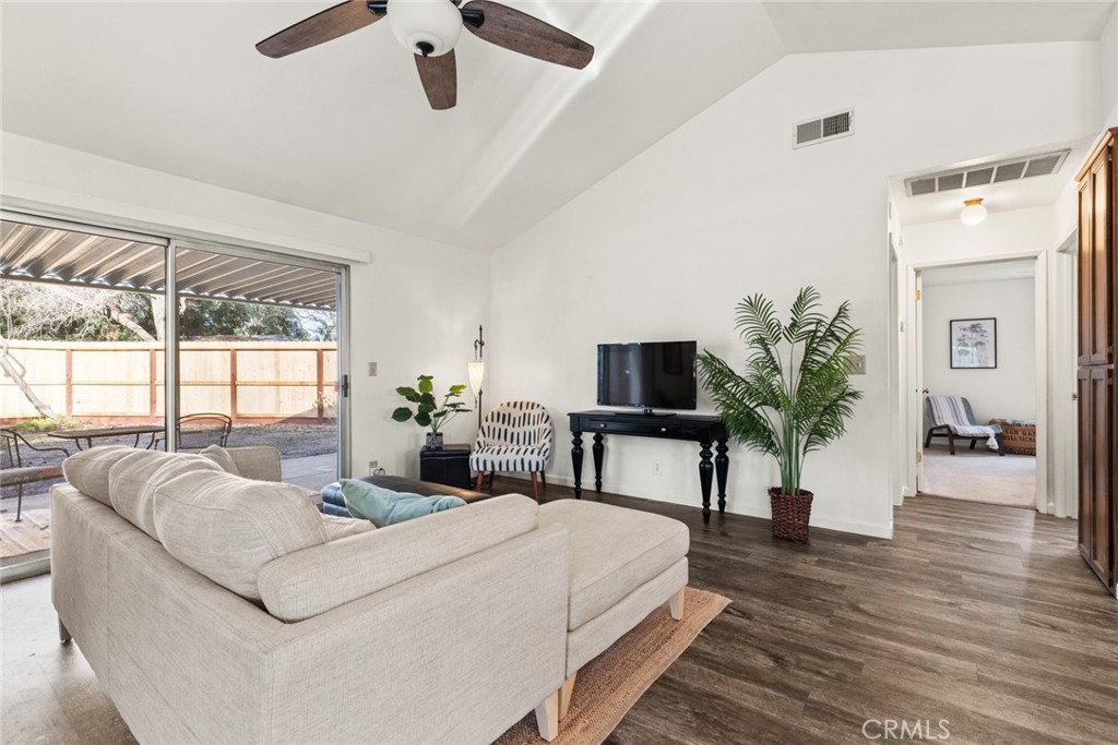 Properties 3 135 Fairgate