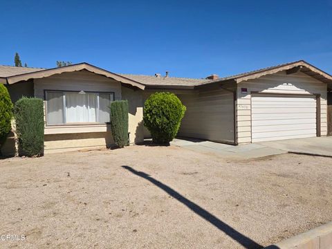 Photo of 45650 Fig Avenue, Lancaster, CA 93534 (MLS # V1-30865)