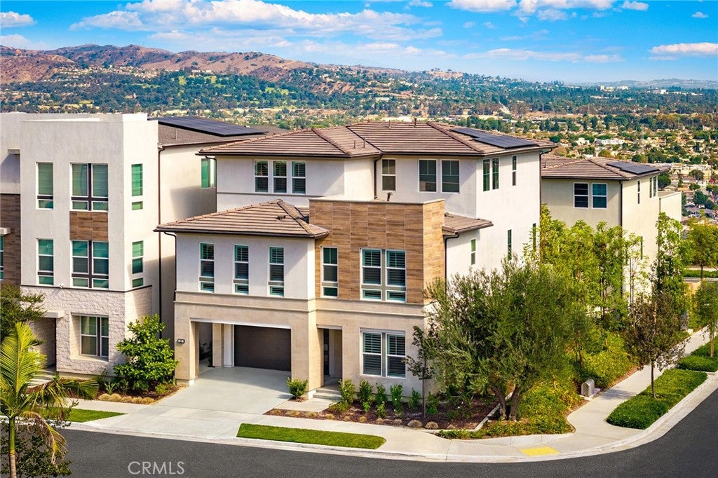 1115 poppy court