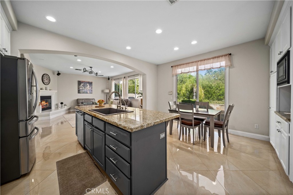 Pacific Summit (PSUM) - Residential