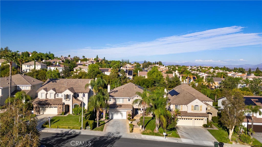 Pacific Summit (PSUM) - Residential