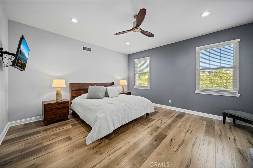 Pacific Summit (PSUM) - Residential