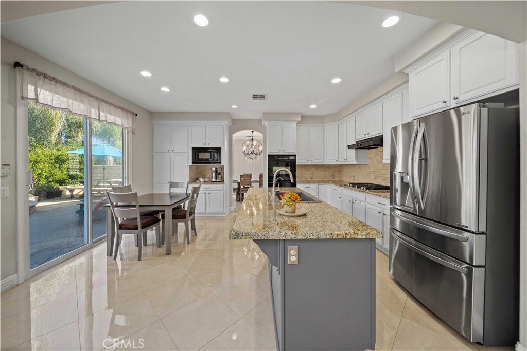 Pacific Summit (PSUM) - Residential