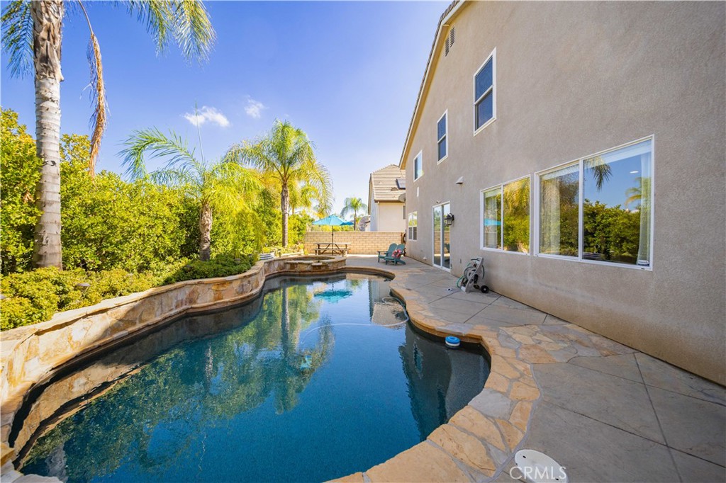 Pacific Summit (PSUM) - Residential