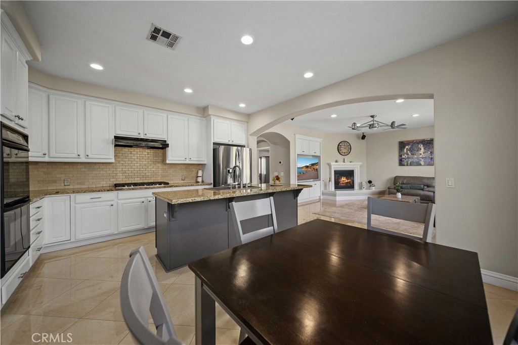 Pacific Summit (PSUM) - Residential