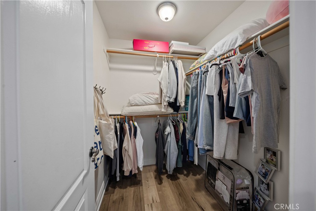 Pacific Summit (PSUM) - Residential