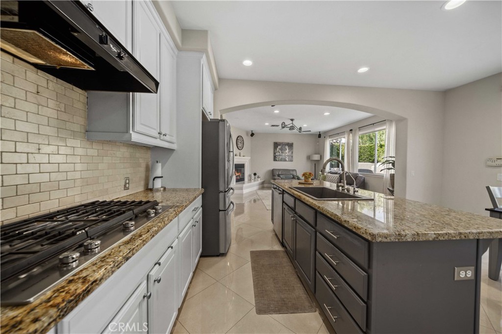 Pacific Summit (PSUM) - Residential