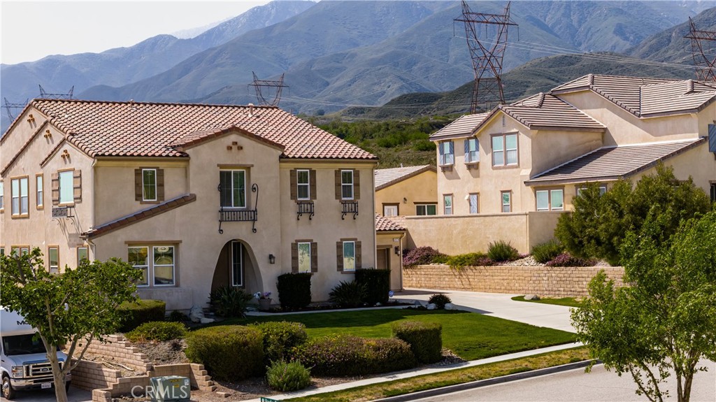 4976 Golden Ridge Place