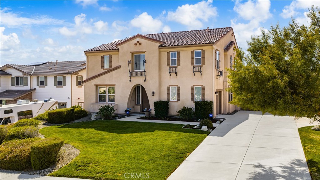4976 Golden Ridge Place