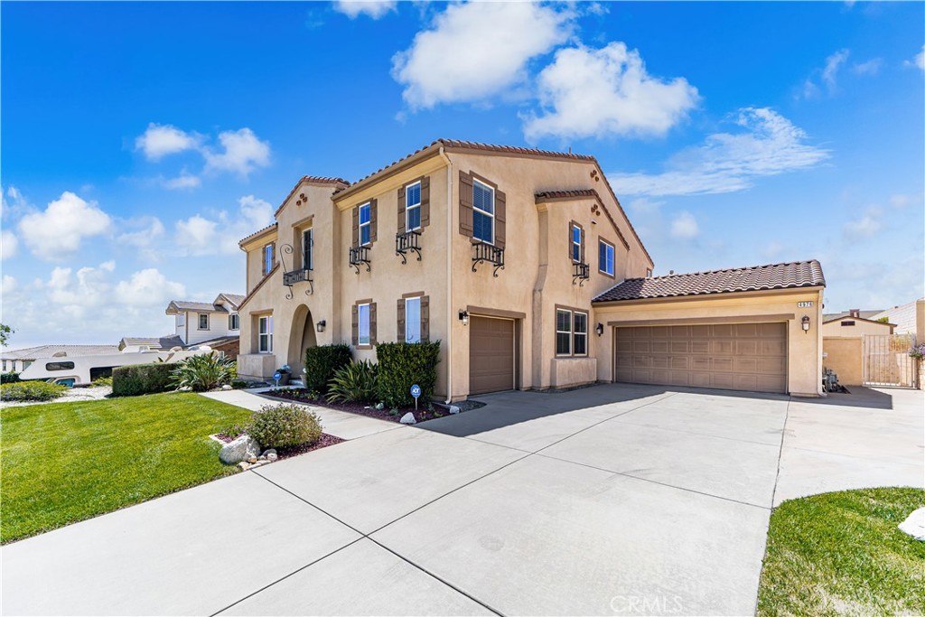 4976 Golden Ridge Place