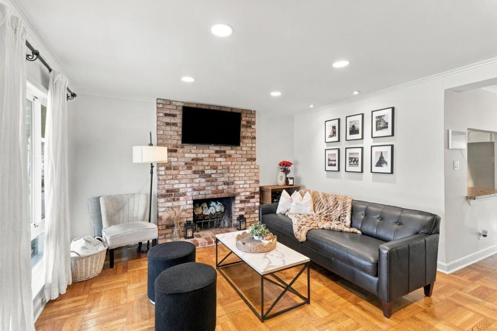 3726 Branson Drive