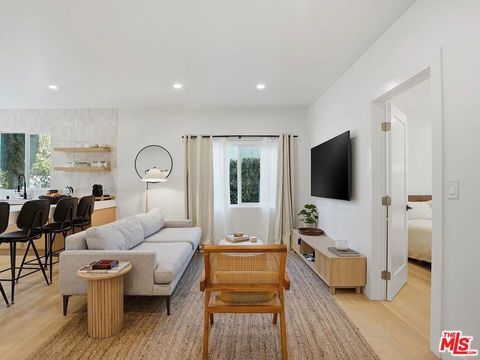 Photo of 3014 9th Avenue #A, Los Angeles, CA 90018 (MLS # 26663647)