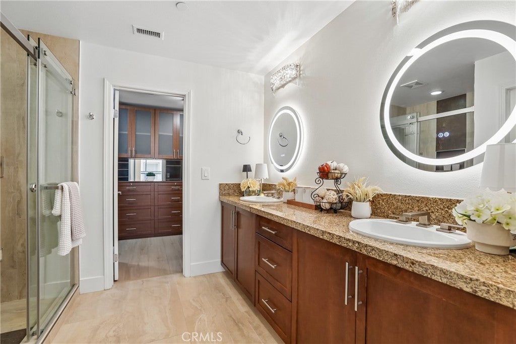 617 Rockefeller, Irvine CA 92612 - Photo 11