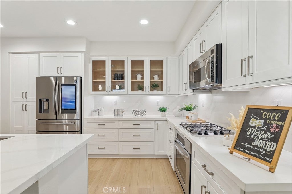 617 Rockefeller, Irvine CA 92612 - Photo 7
