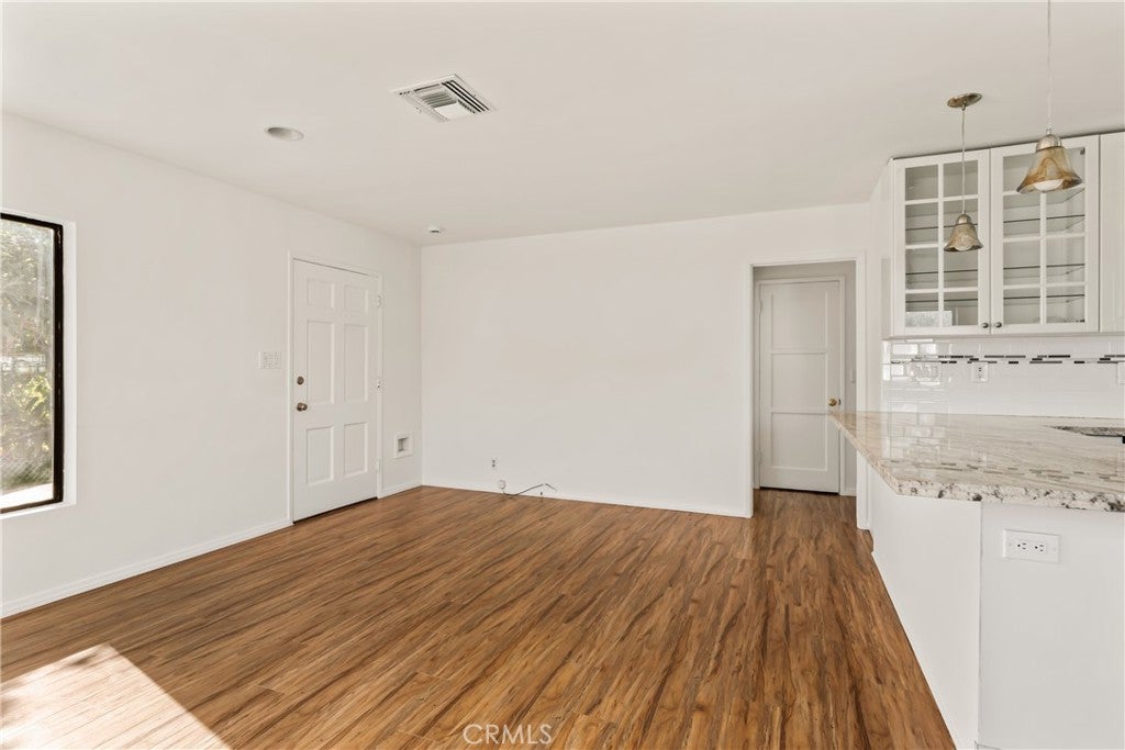 531 N Niagara