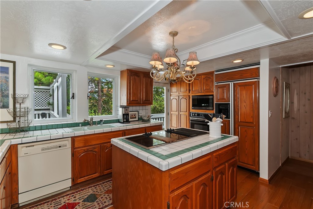 Arrowhead Woods (AWHW) - Residential