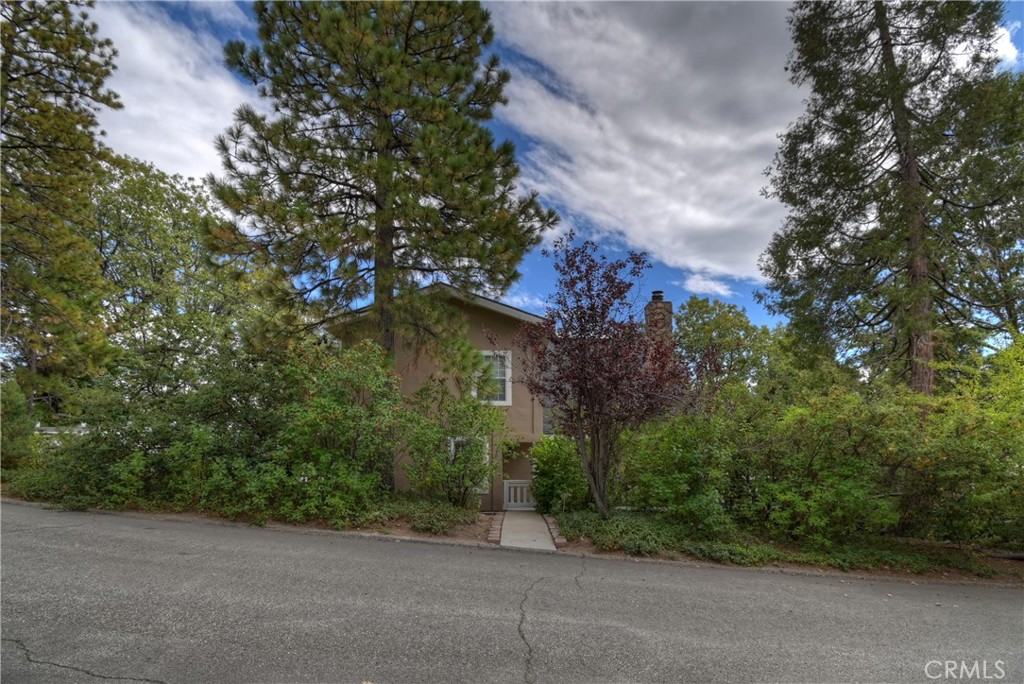 Arrowhead Woods (AWHW) - Residential