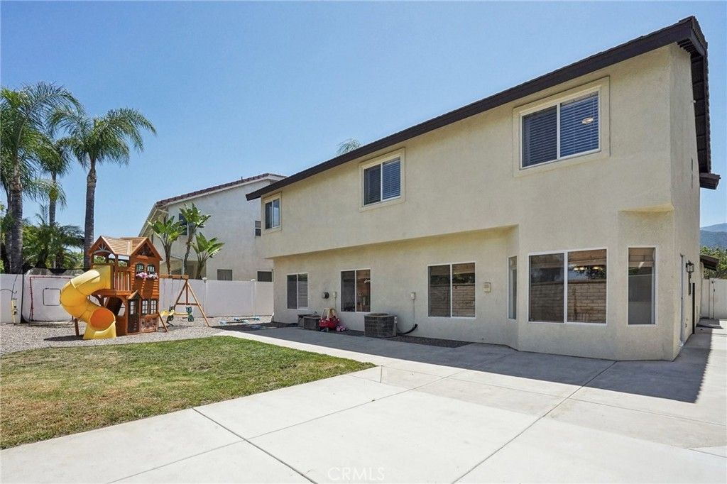 listing image 130723545550513597700