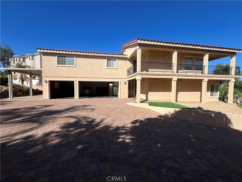 For Lease – Spacious 4-Bedroom Home with Lake Views in Gated Canyon Lake Community
Welcome to life inside the gates of Canyon Lake! This beautifully maintained 4-bedroom, 3-bathroom home offers resort-style living with access to the community’s private water ski lake, clubhouse, community pool, golf course, lakefront parks, equestrian center, campground, and more.
This two-story home features an open floor plan with vaulted ceilings, creating a light and airy living space. Enjoy hard surface flooring throughout the main level and brand new carpet upstairs. The home includes a desirable downstairs bedroom and full bathroom—perfect for guests or multi-generational living.
Upstairs, the spacious primary suite and additional bedrooms enjoy peaceful lake views. The home also offers a 3-car garage and ample driveway parking.
Located in one of Southern California’s most unique gated communities, this home is ideal for those looking to enjoy an active lifestyle with year-round amenities. Rent includes access to all Canyon Lake HOA facilities.