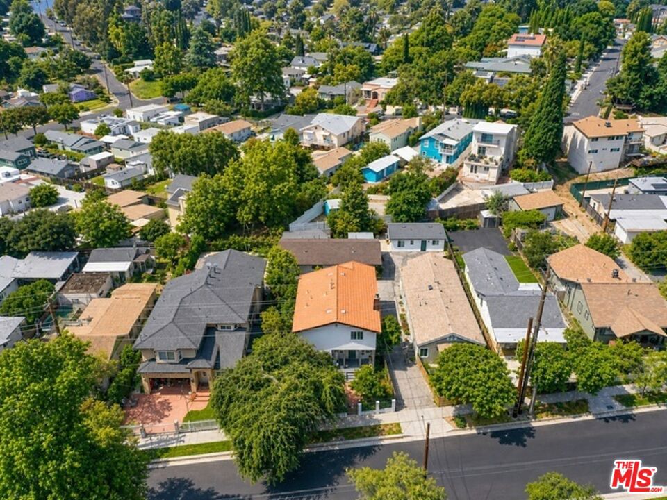 1215 Neola Street
