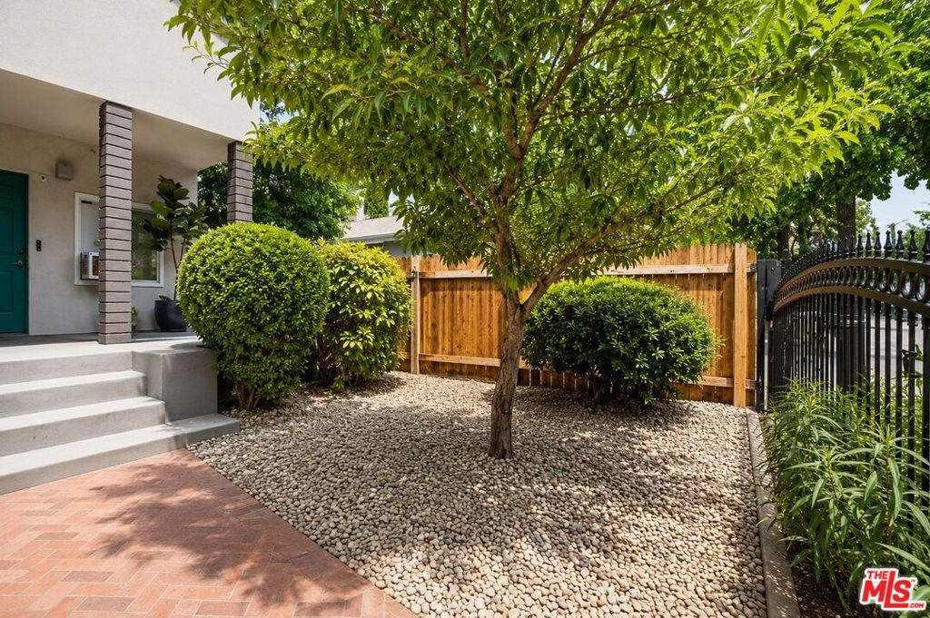1215 Neola Street