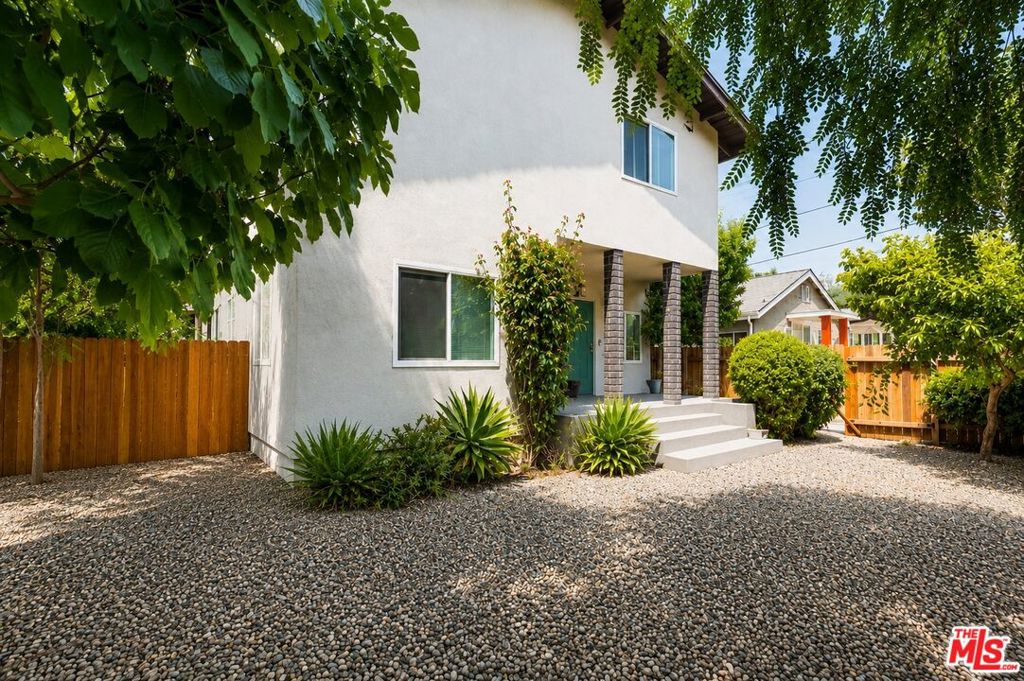 1215 Neola Street
