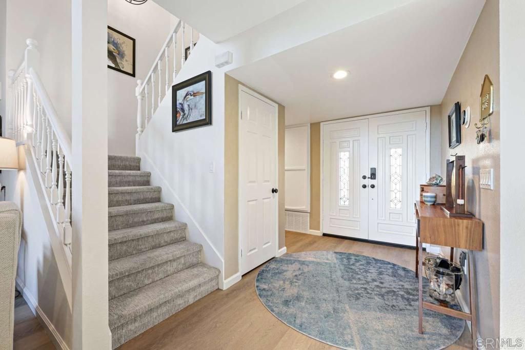649 Maze Glen