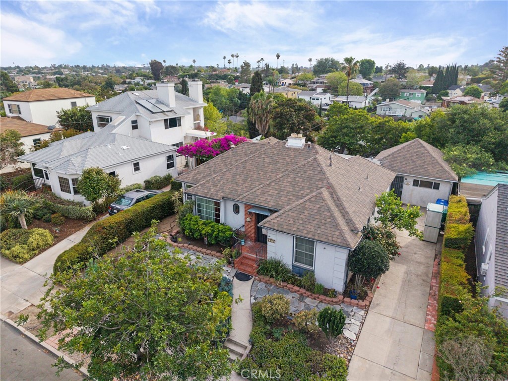 4608 Valencia
