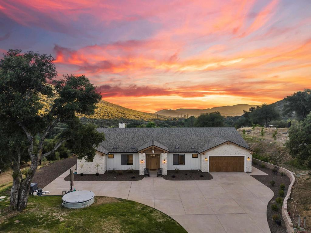 9452 Tecate Cypress Trail