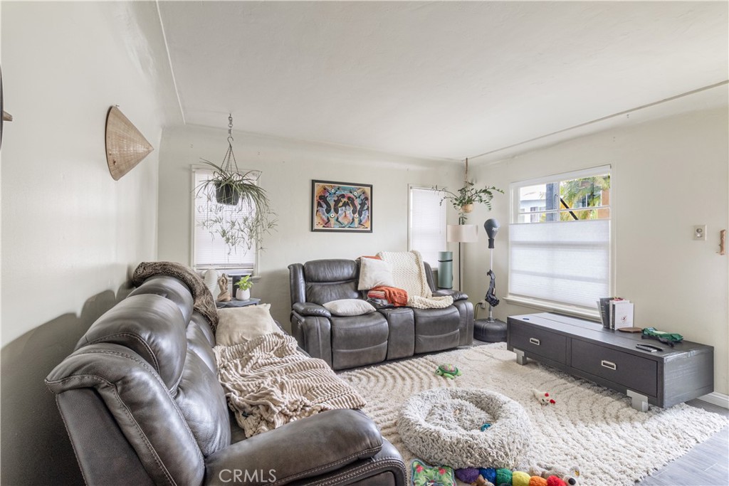 Belmont Shore (BSD) - Residential Income