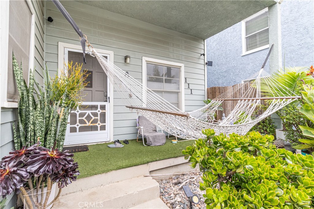 Belmont Shore (BSD) - Residential Income