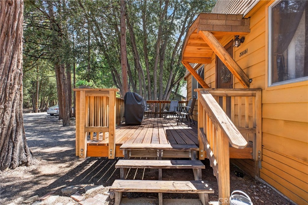 25151 Wrightwood