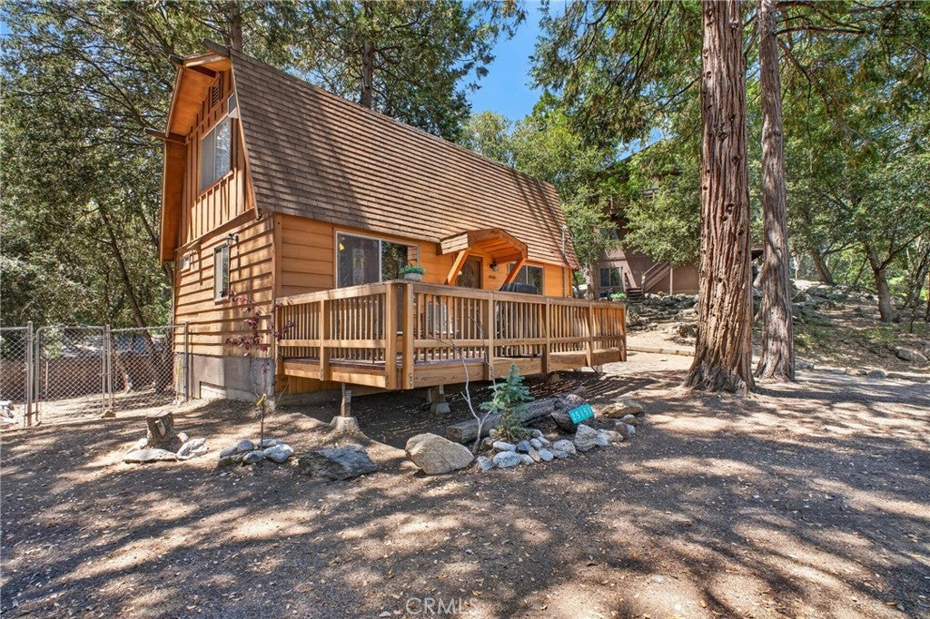 25151 Wrightwood