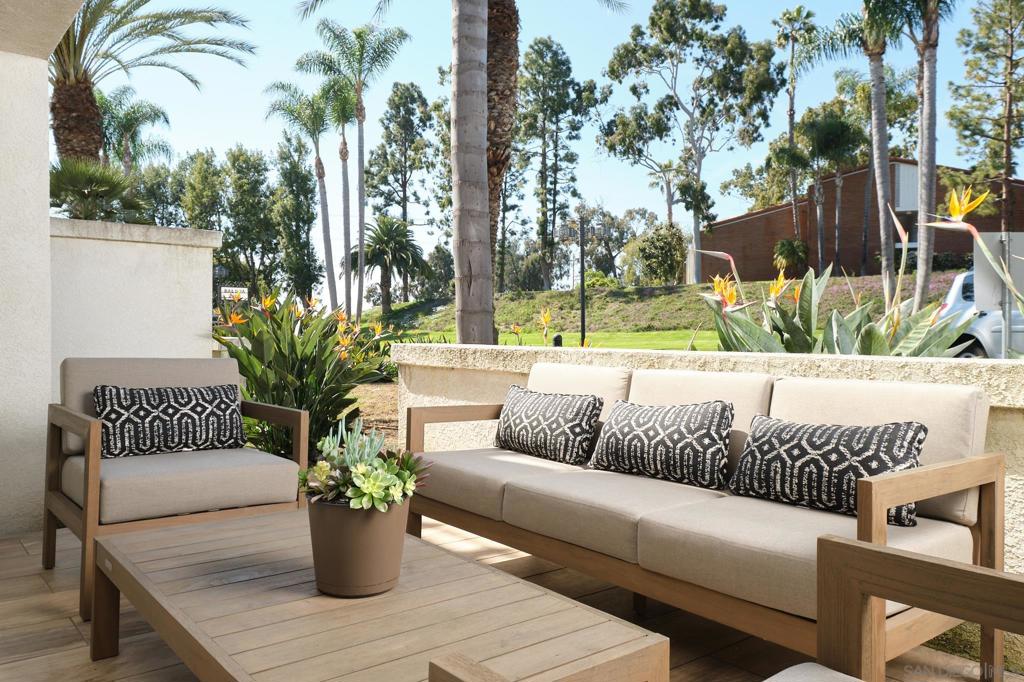 La Costa - Residential