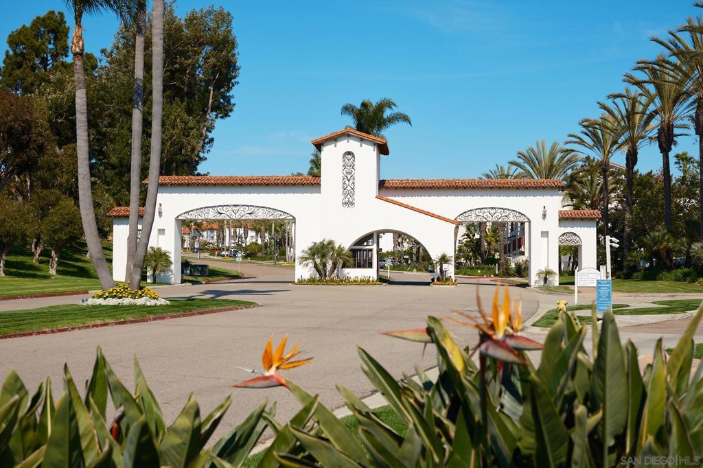 La Costa - Residential