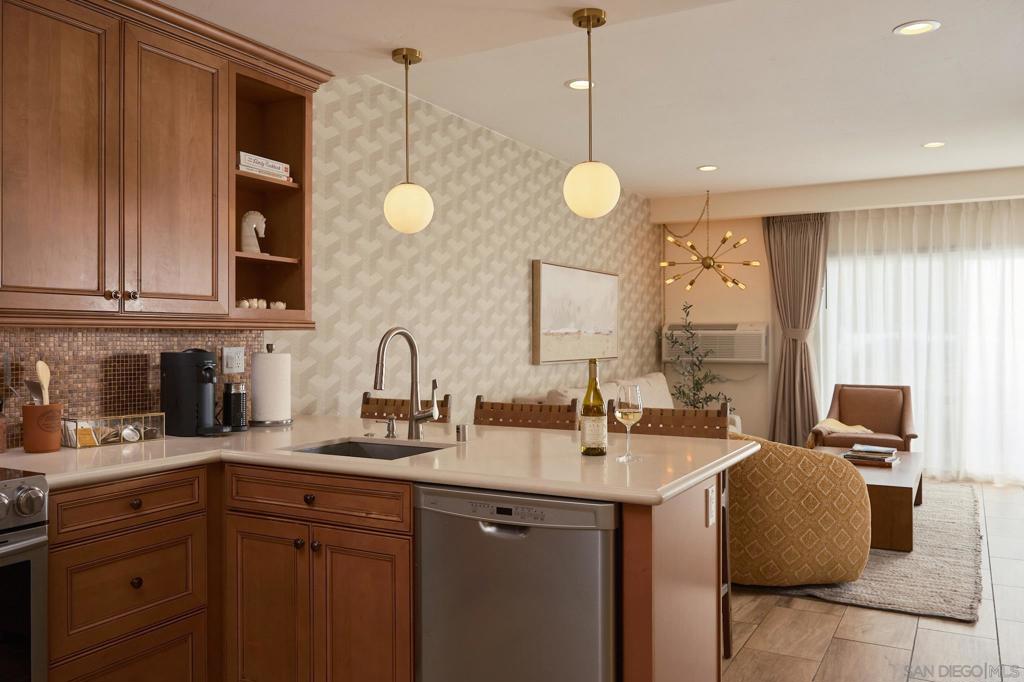 La Costa - Residential