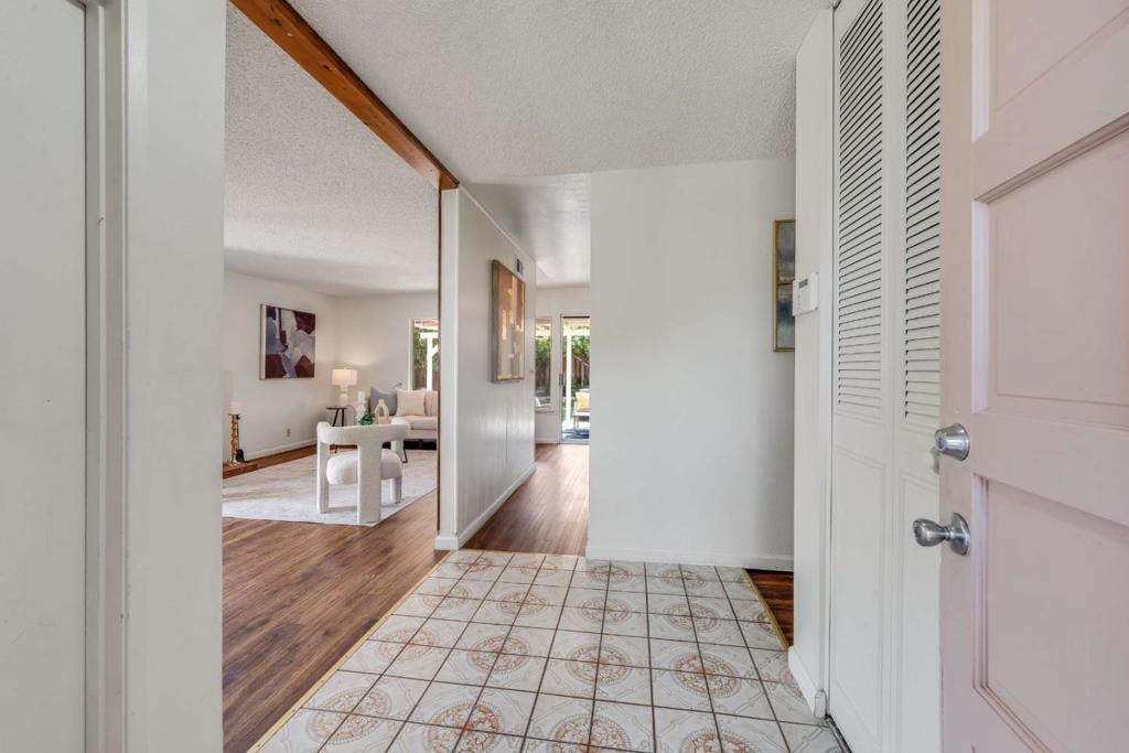 738 El Sereno Drive