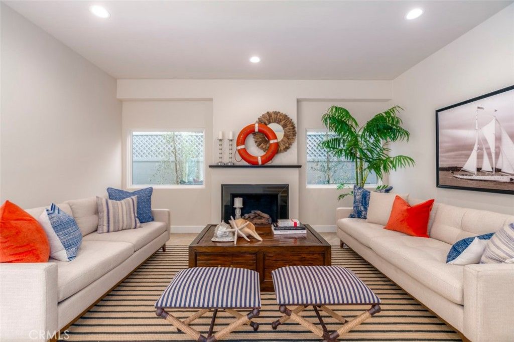 Photo of 120 Via Trieste, Newport Beach, CA 92663 (MLS # NP25177940)