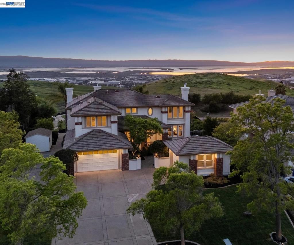 Photo of 47849 Avalon Heights Ter, Fremont, CA 94539 (MLS # 41126643)