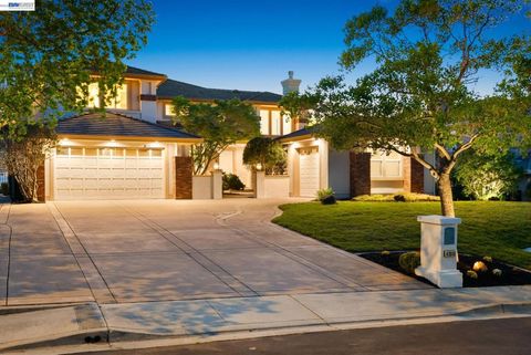 Photo of 47849 Avalon Heights Ter, Fremont, CA 94539 (MLS # 41126643)