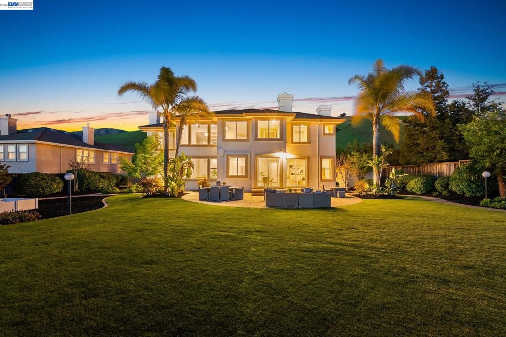 Photo of 47849 Avalon Heights Ter, Fremont, CA 94539 (MLS # 41126643)