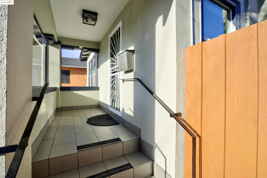 WEST BERKELEY - Residential