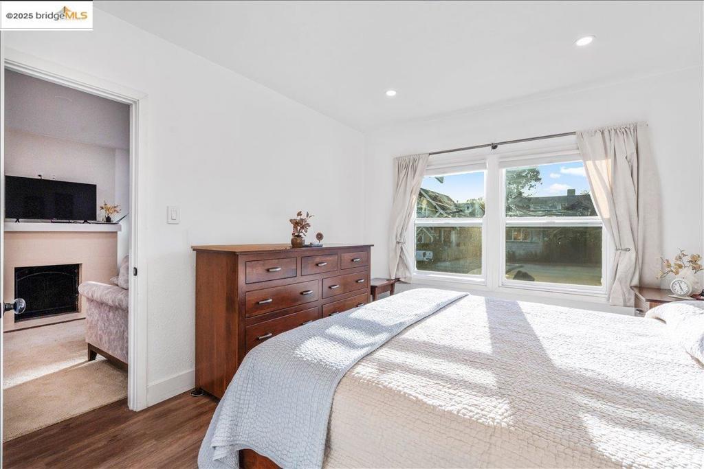 WEST BERKELEY - Residential