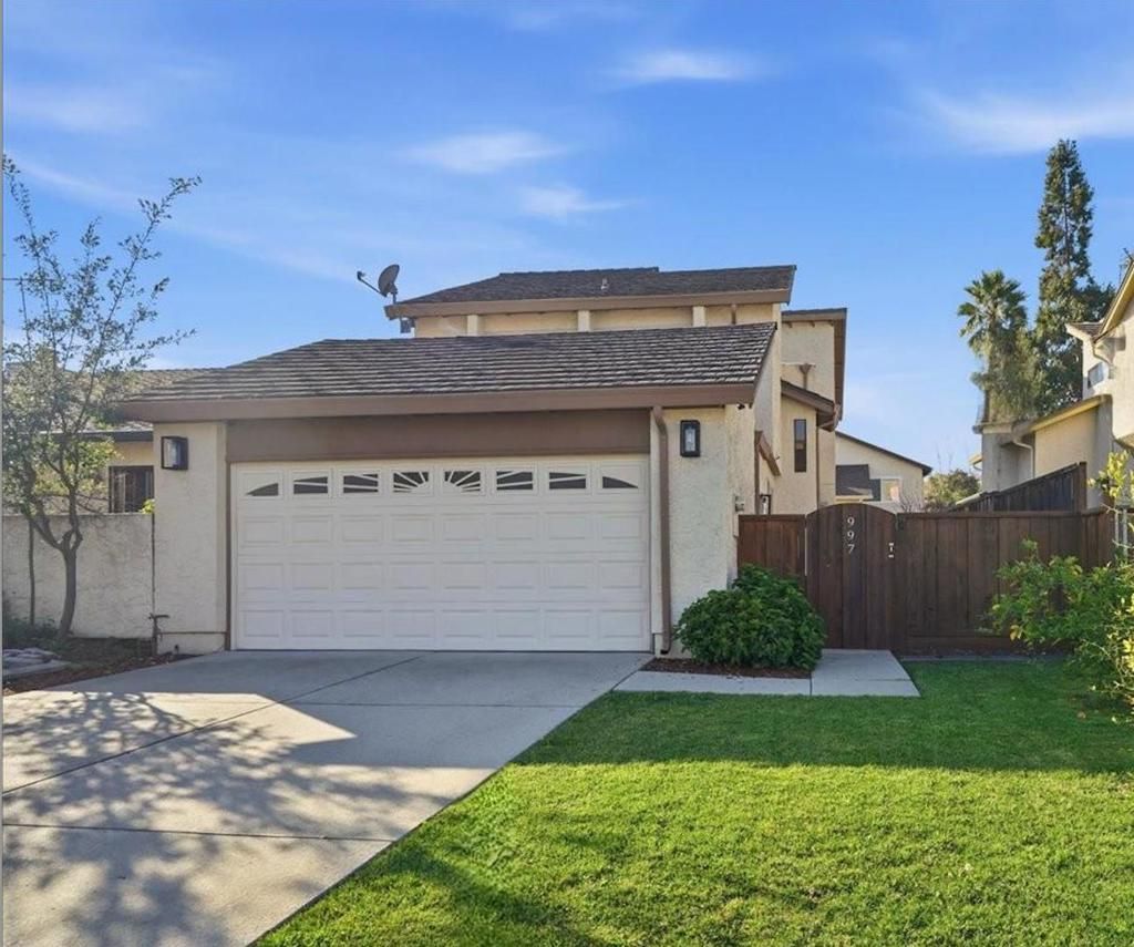 Photo of 997 Courtland Court, Milpitas, CA 95035 (MLS # ML82031424)