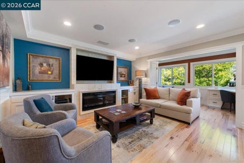 Photo of 1200 Canyonwood Ct Ct #8, Walnut Creek, CA 94595 (MLS # 41149997)