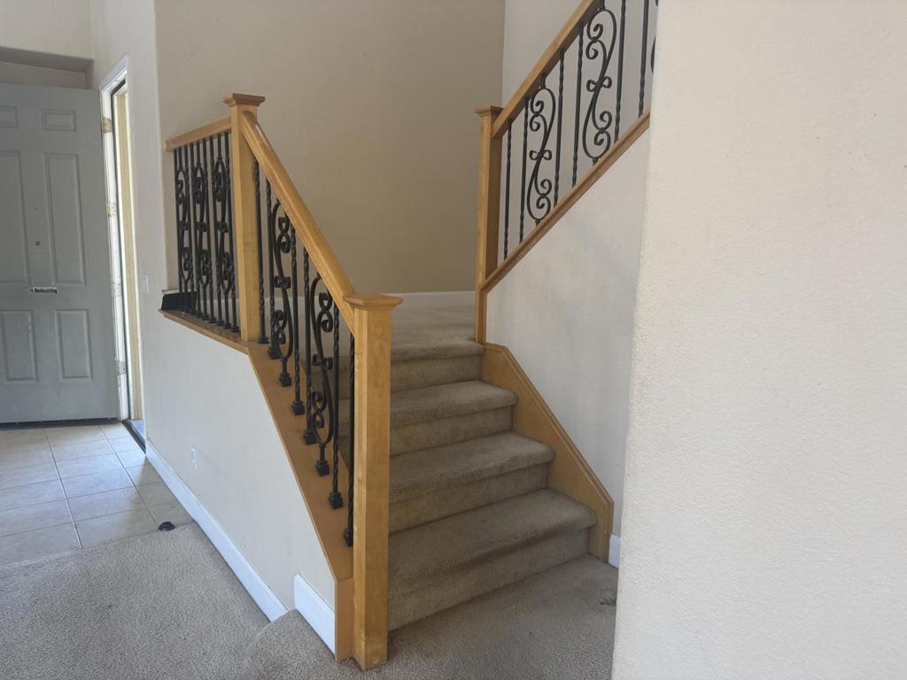 15801 Crescent Park Circle