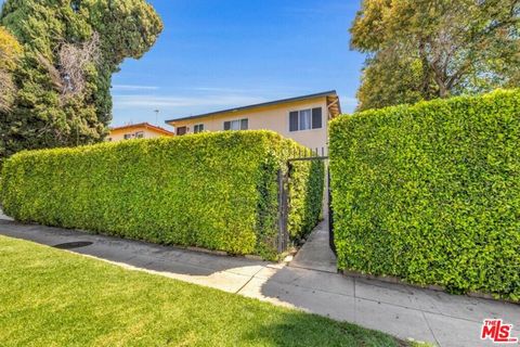 Photo of 8144 Sepulveda Place, Panorama City, CA 91402 (MLS # 26807353)