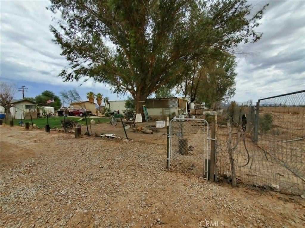 5631 Colorado River Road