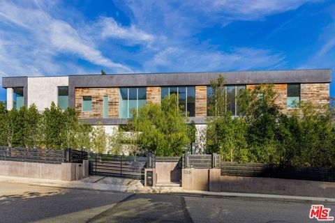 1116 Chantilly Road Los Angeles CA 90077